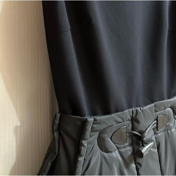 MAISON Margiela Paris Switching sleeveless docking Puffer Couture Dress Blk
NWT - Picture 12 of 17